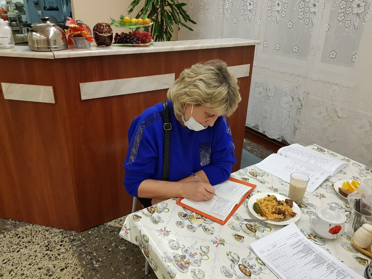 Изображения столовой.